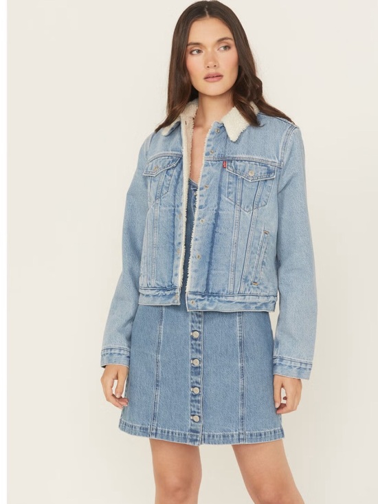 Levi's Jackets & Blazers - Levi’s Sherpa Denim Trucker Jacket